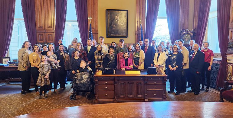 Melissa Fabian recognized with Deb Dalziel Award at SBDC Day at Iowa State Capitol