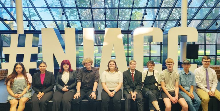 Students Compete at the 2024 Youth Entrepreneurial Academy Pitch Competition