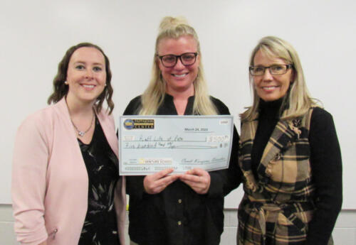 Sadie Yunek with Venture School judge Megan Peterson and Pappajohn Center Director Candi Karsjens